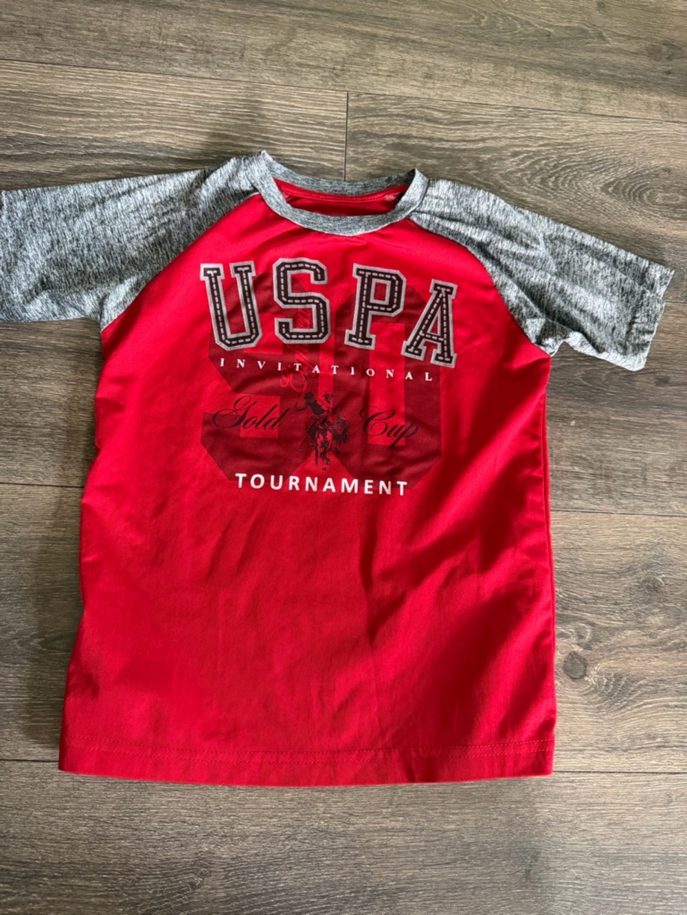 Sz 7 lightweight athletic top